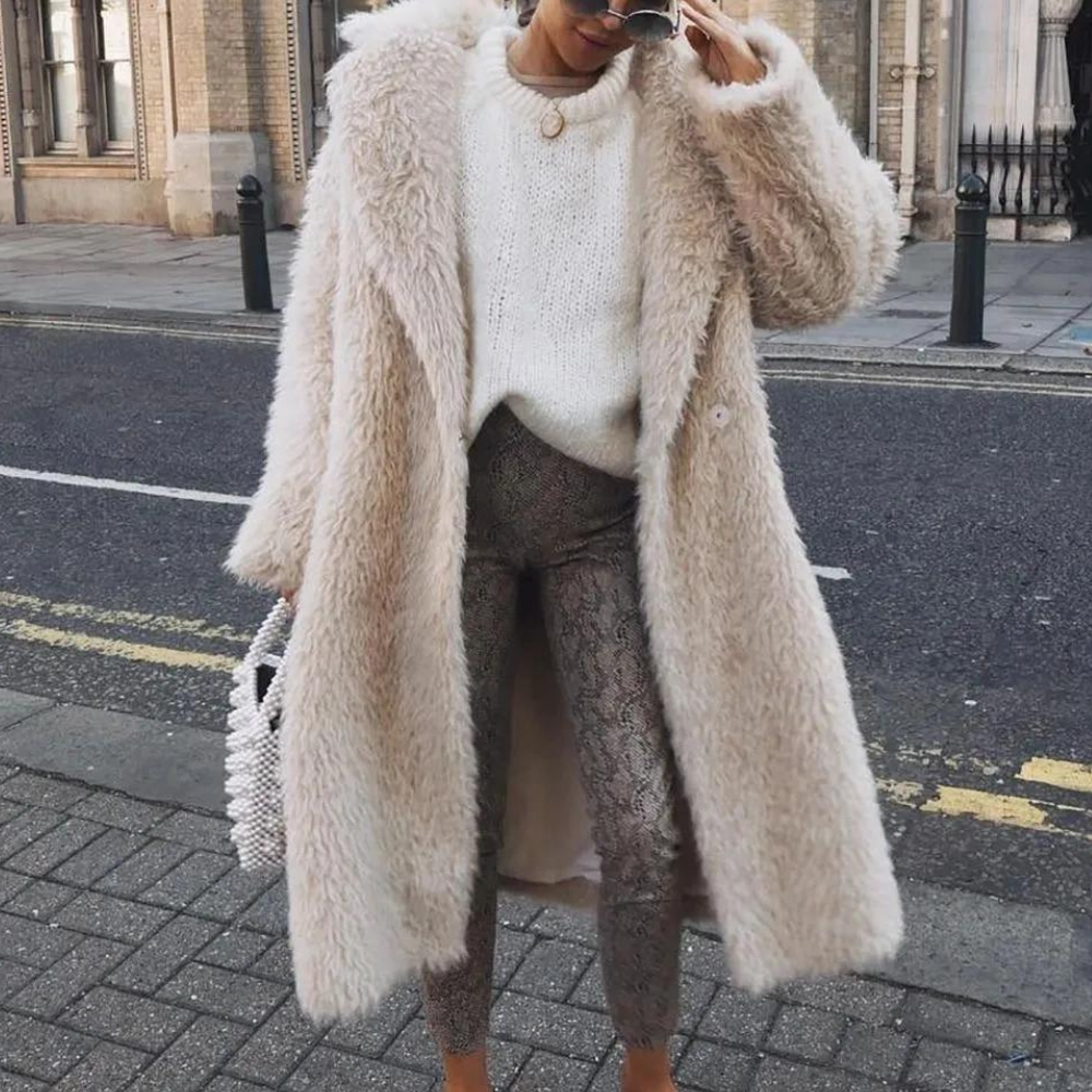 TARA - Eleganter Plüsch-Wintermantel für Damen